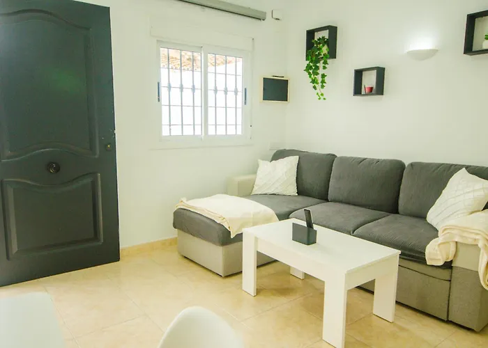 Troyano - Paradise Retreat By The Casa vacanze