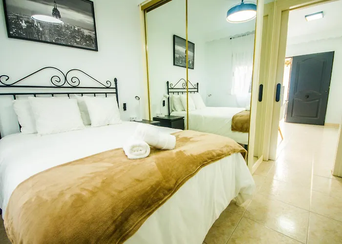 Troyano - Paradise Retreat By The Casa vacanze *