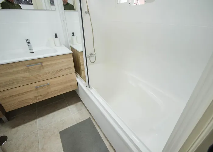 Troyano - Paradise Retreat By The Casa vacanze *