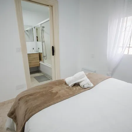 Troyano - Paradise Retreat By The Estepona