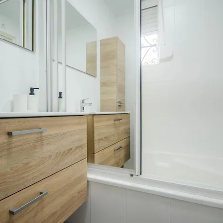 Troyano - Paradise Retreat By The Dom wakacyjny