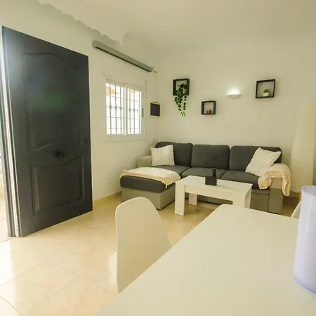 Troyano - Paradise Retreat By The Estepona