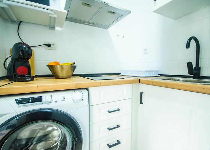 Troyano - Paradise Retreat By The *